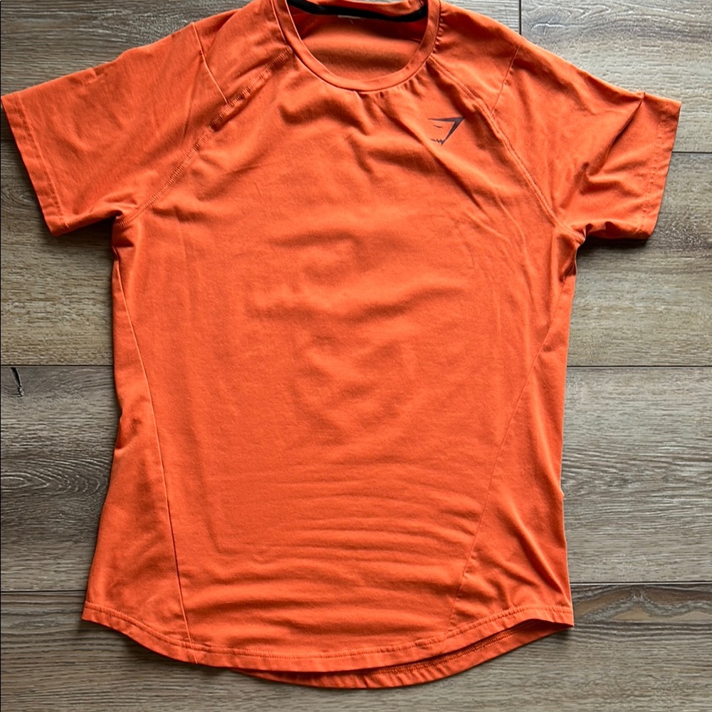 ••GYMSHARK••Men’s Geo Seamless T-Shirt